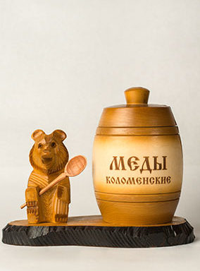 Бочонок деревянный с медведем на подставке 1 кг